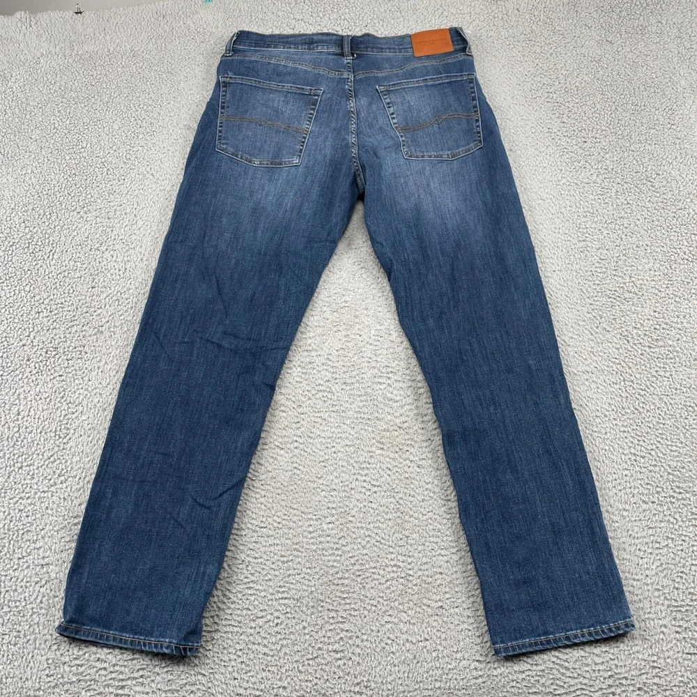 Lucky Brand Jeans Mens 36x32 Blue 221 Straight Stretch Denim Pants